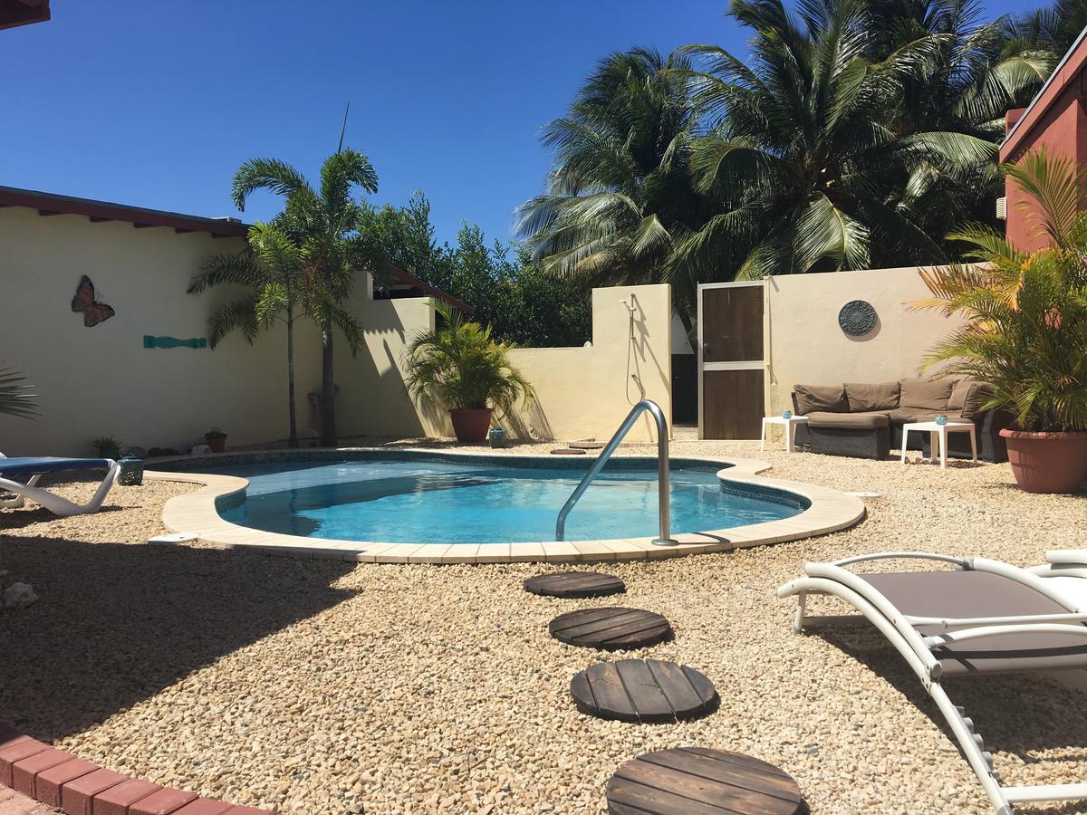 Apartamento Bubali Gardens Palm Beach Exterior foto