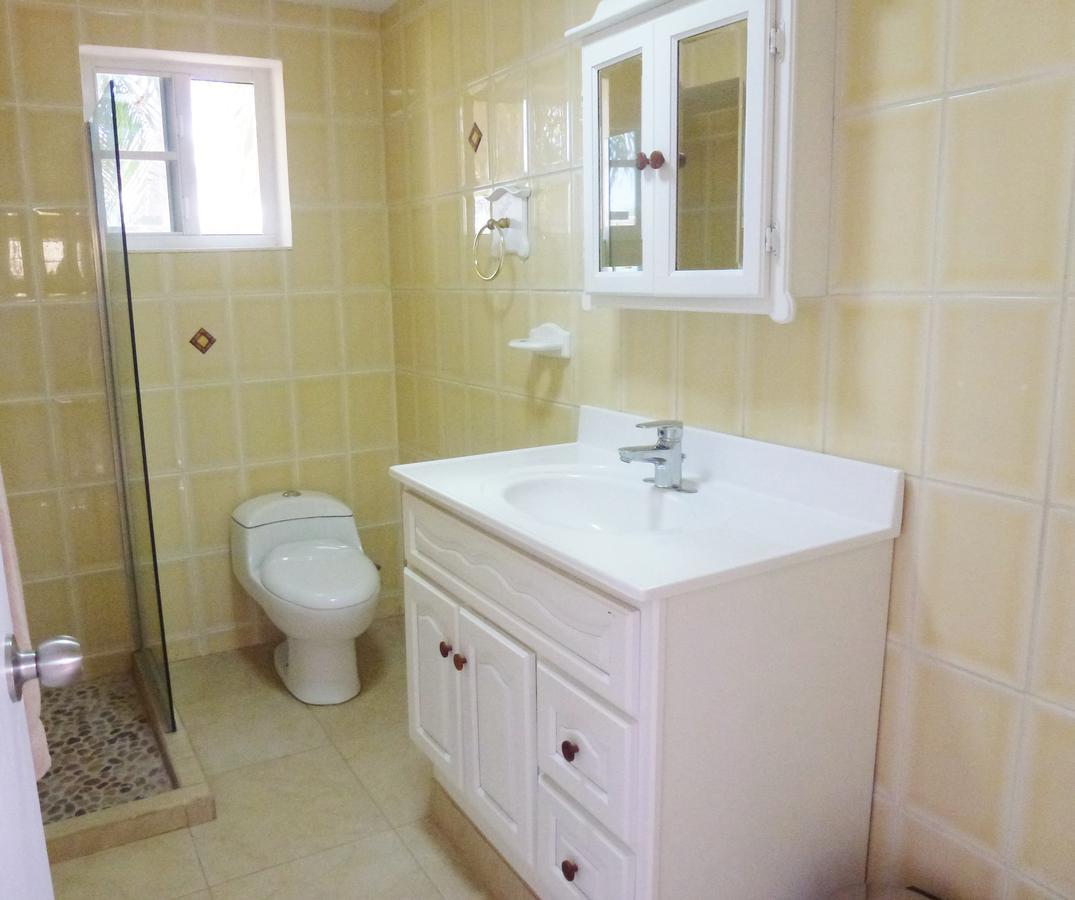 Apartamento Bubali Gardens Palm Beach Exterior foto