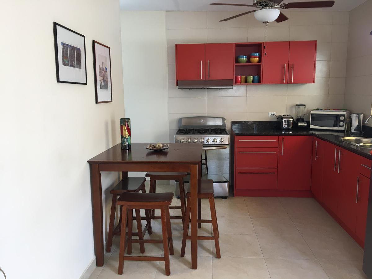Apartamento Bubali Gardens Palm Beach Exterior foto