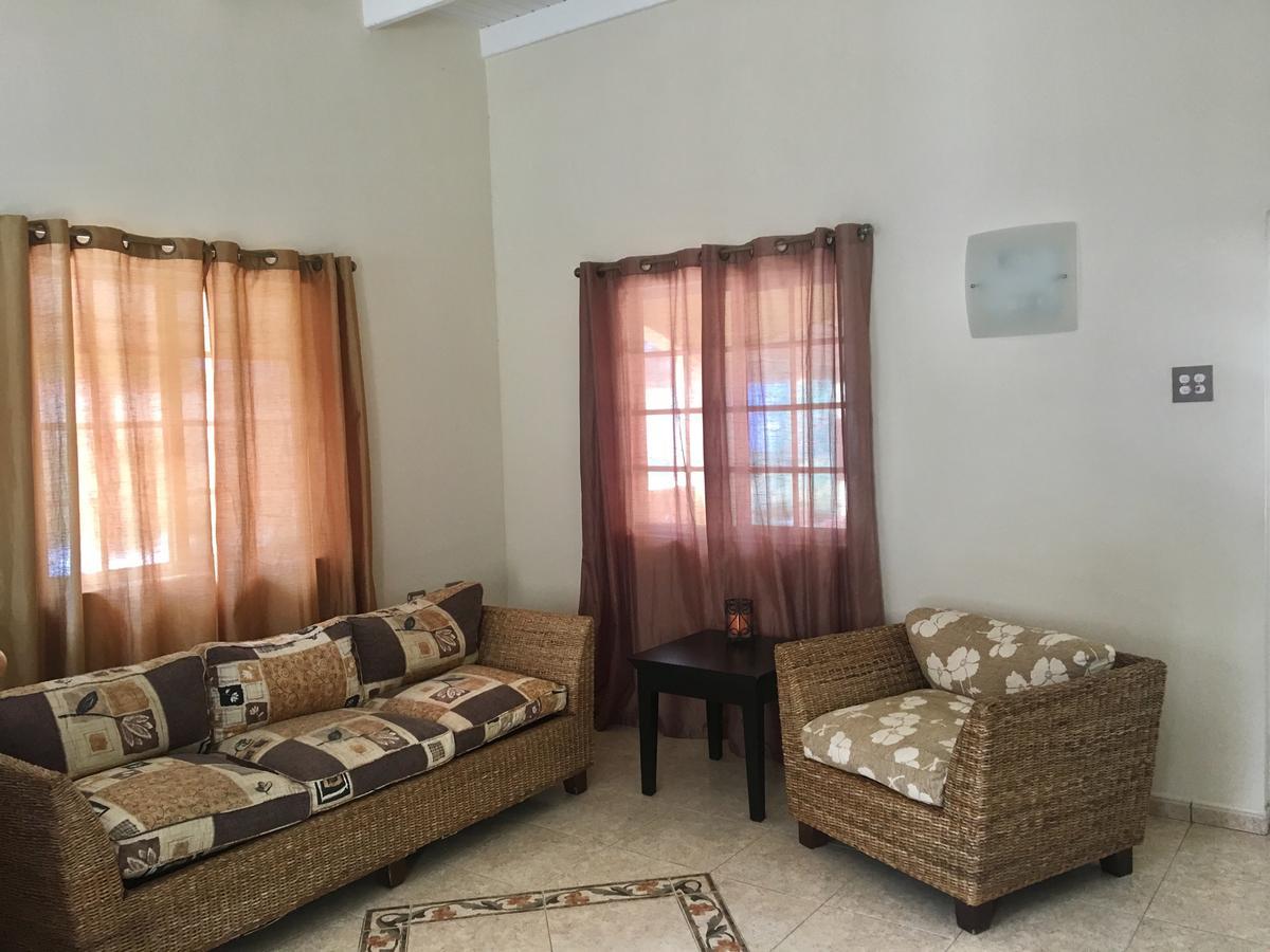 Apartamento Bubali Gardens Palm Beach Exterior foto